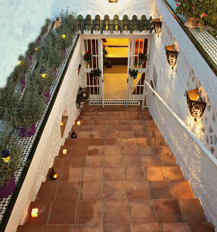 Villa Breeze Boutique Guest Rooms, Marbella Ситио-де-Калаонда Экстерьер фото