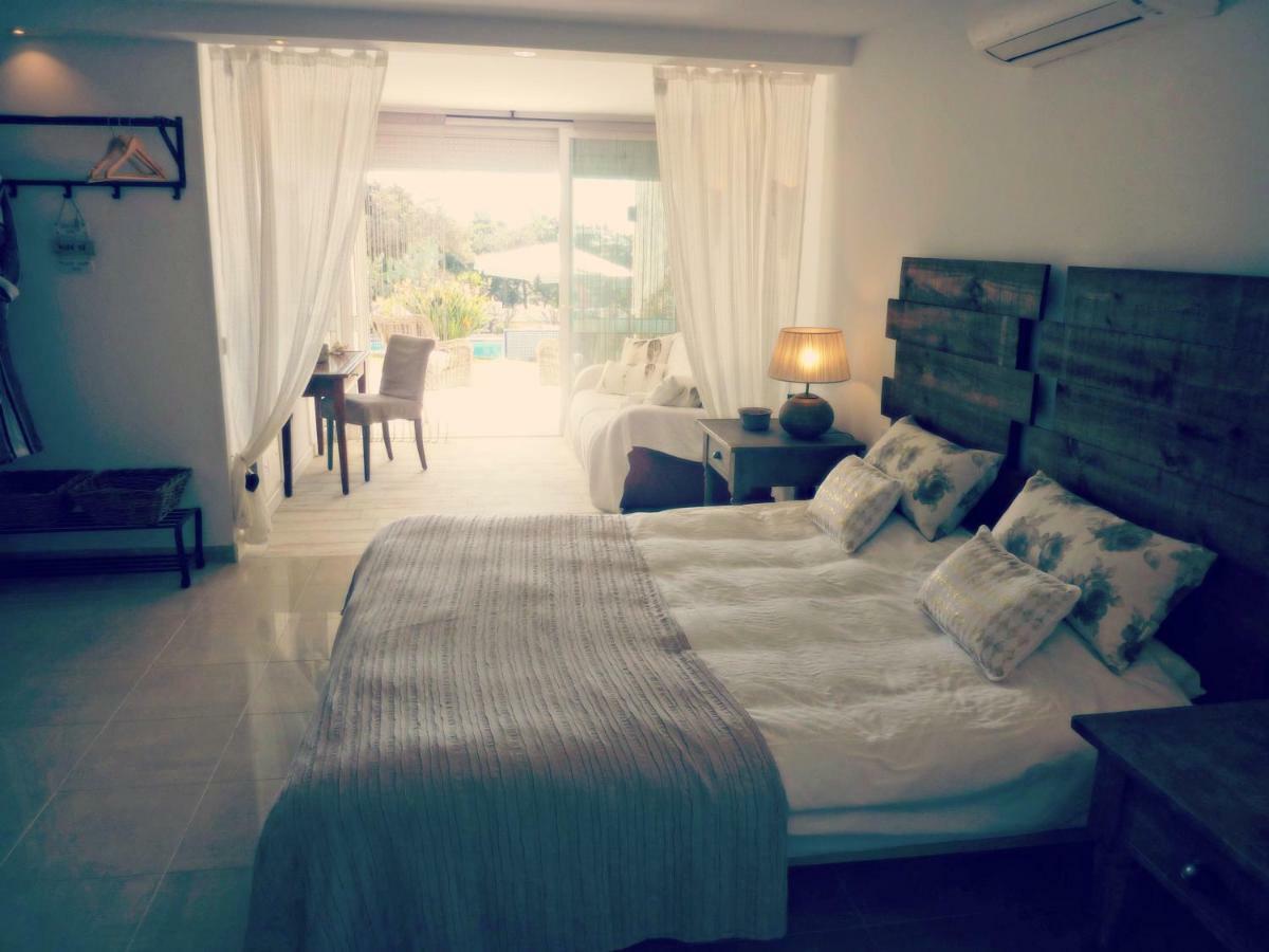 Villa Breeze Boutique Guest Rooms, Marbella Ситио-де-Калаонда Экстерьер фото